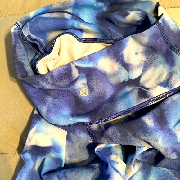 Lululemon no packet leggings - Picture 2 of 2